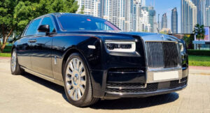 Experience the High Life with Rolls Royce Rental in Dubai