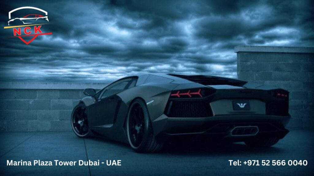 Experiencing Dubai's Nightlife in a Lamborghini Rental